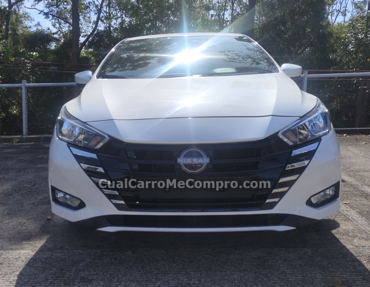 NISSAN VERSA 2025