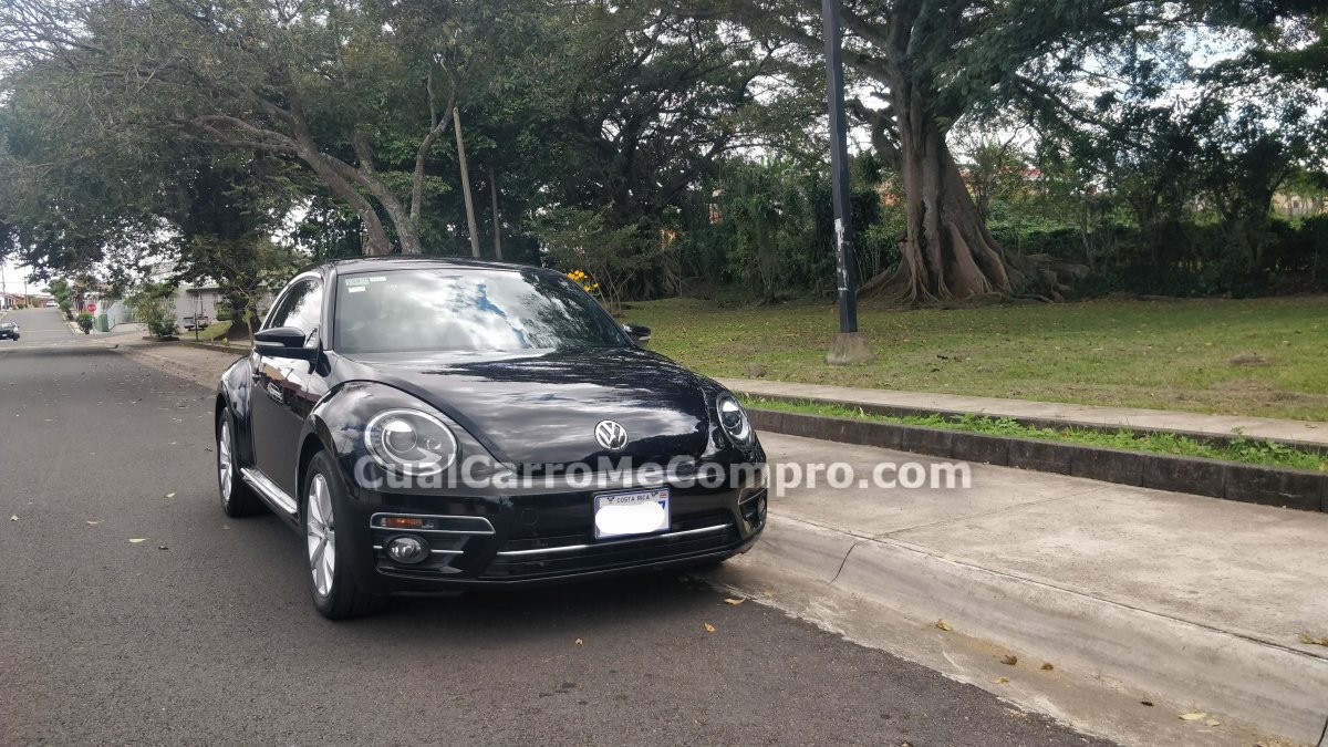 VOLKSWAGEN Beetle 2017