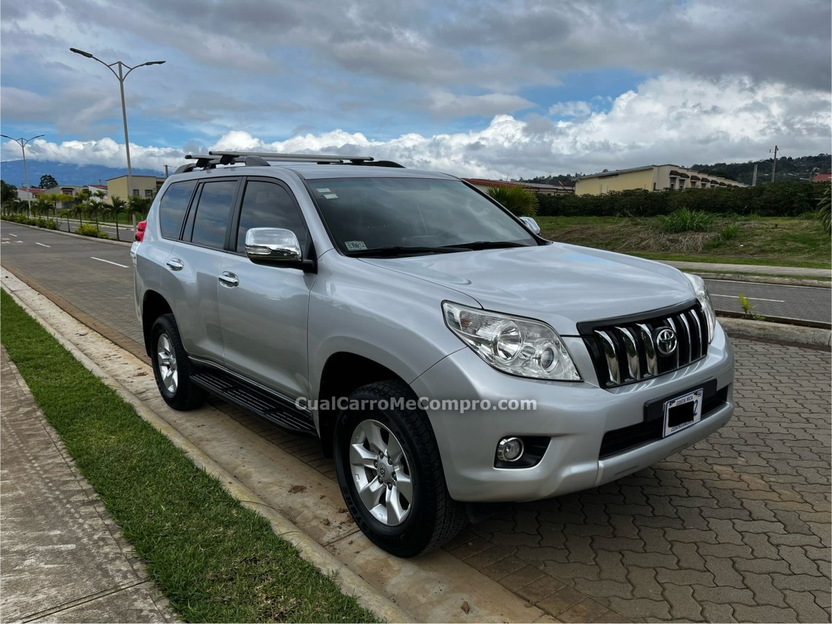TOYOTA Prado 2010