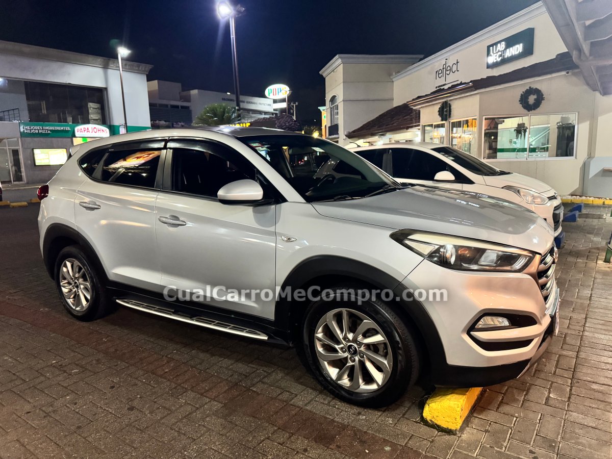 HYUNDAI Tucson 2025