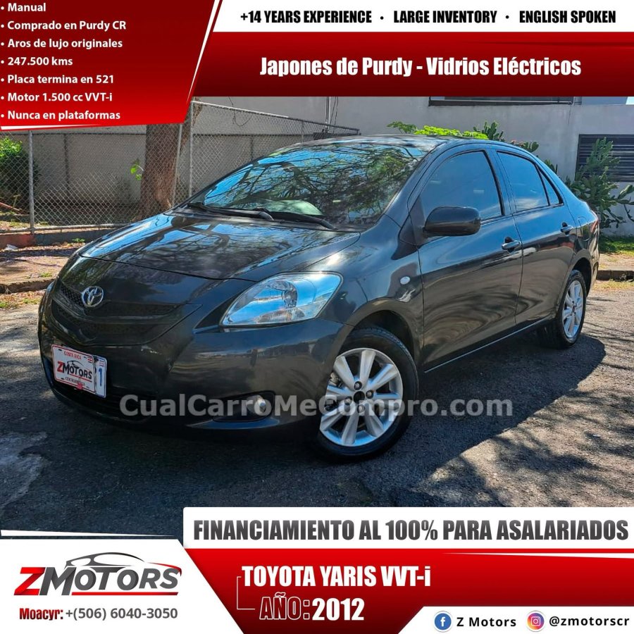 TOYOTA Yaris 2012