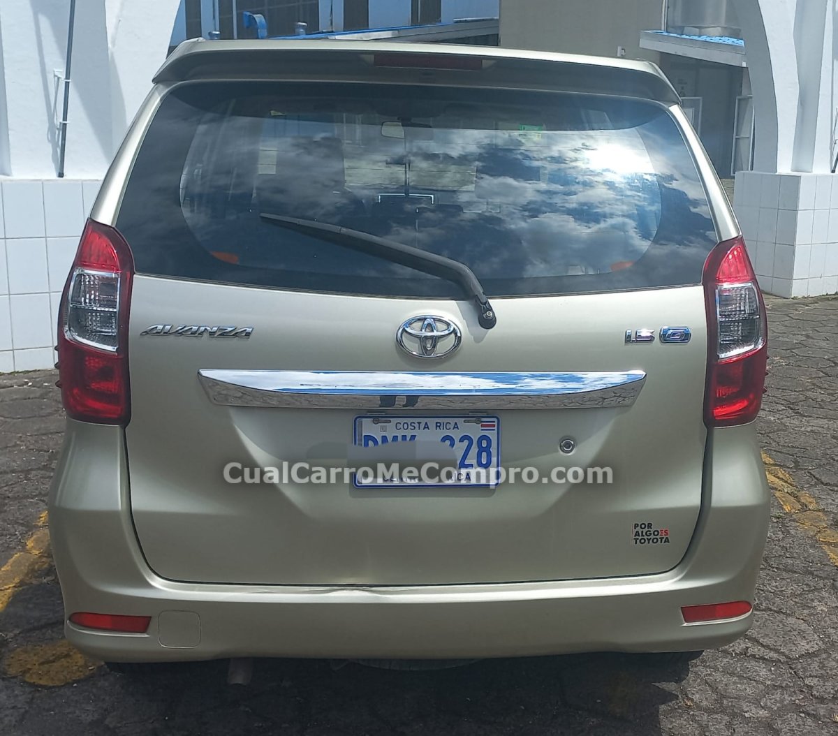 TOYOTA AVANZA 2017