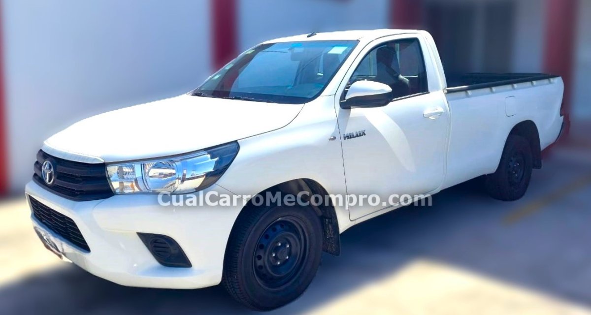 TOYOTA Hilux 2020