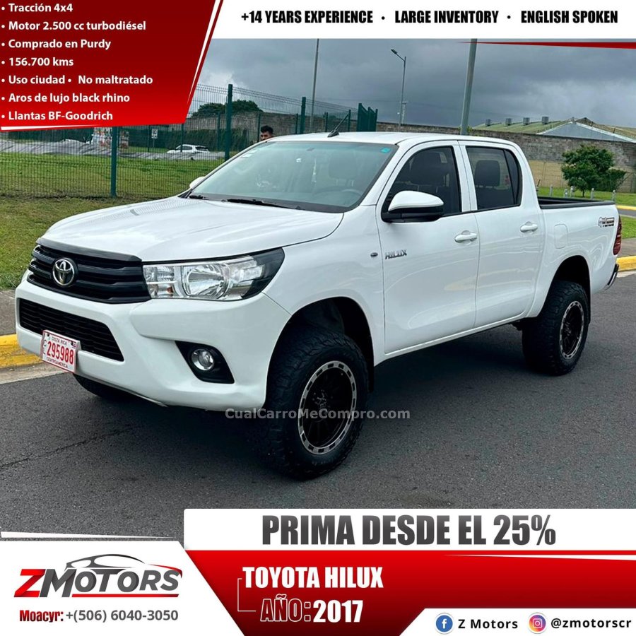 TOYOTA Hilux 2017