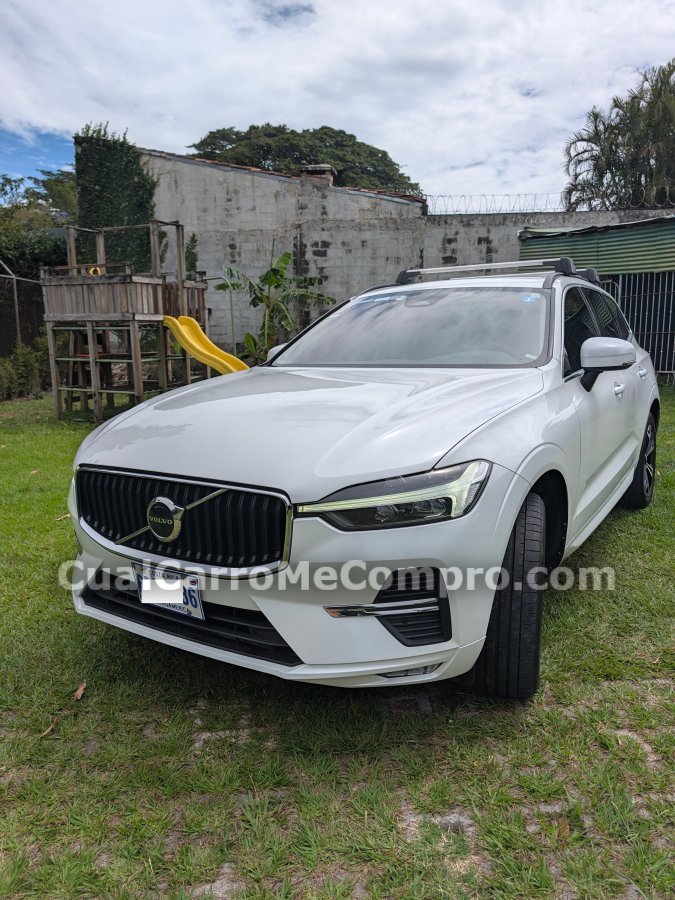 VOLVO XC60 B5 2022