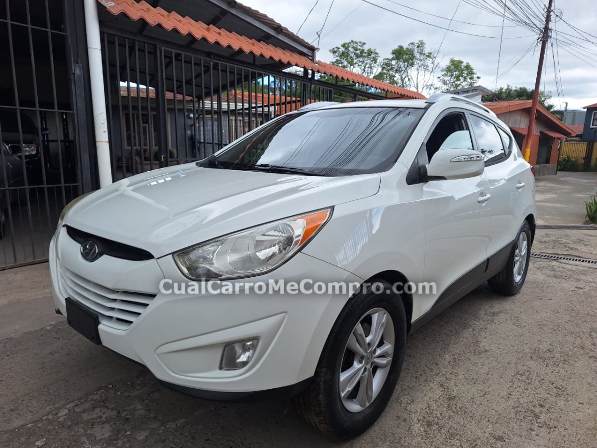 HYUNDAI TUCSON 2013