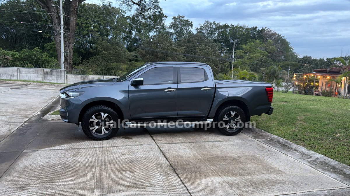 MAZDA Bt50 2023