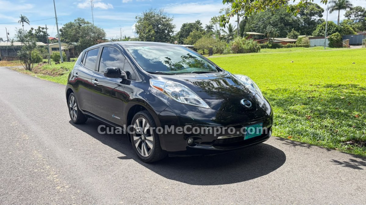 NISSAN Leaf 2015