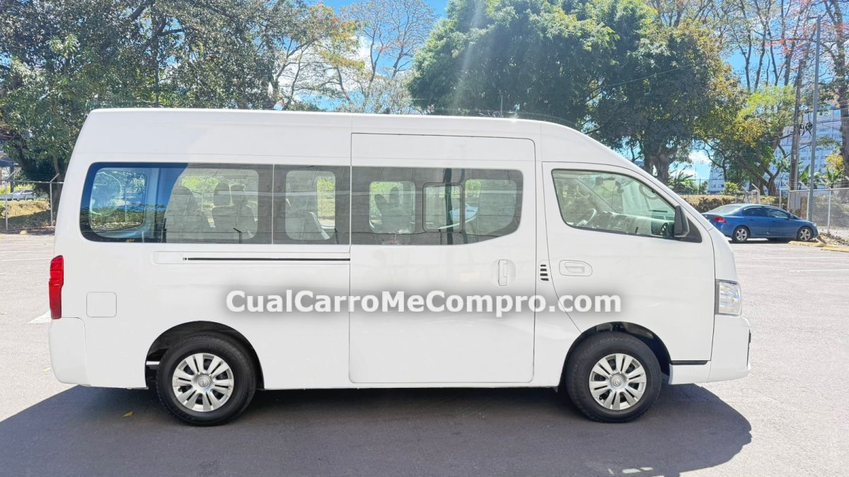 NISSAN Urban 2023