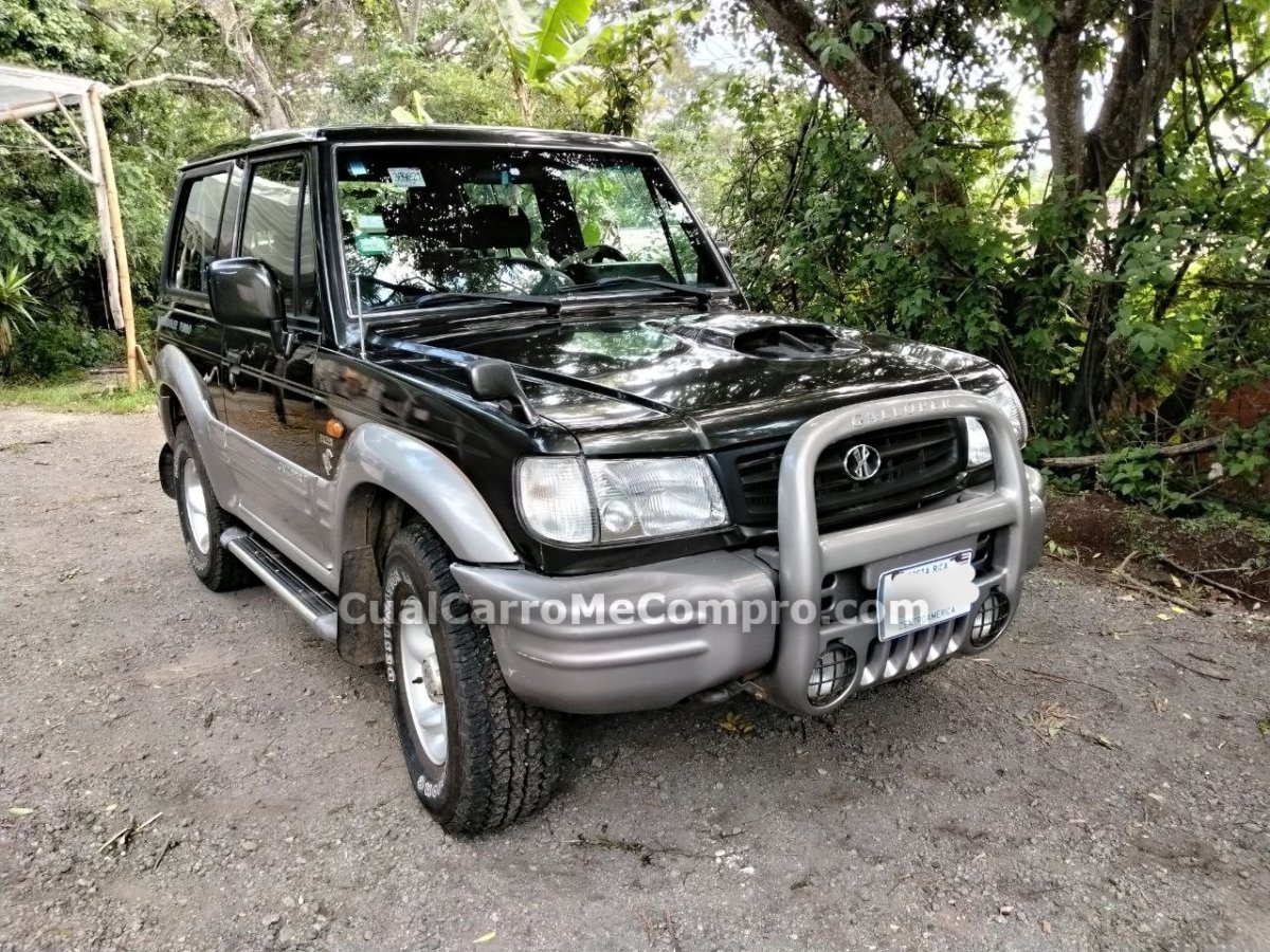 HYUNDAI Galloper 2000
