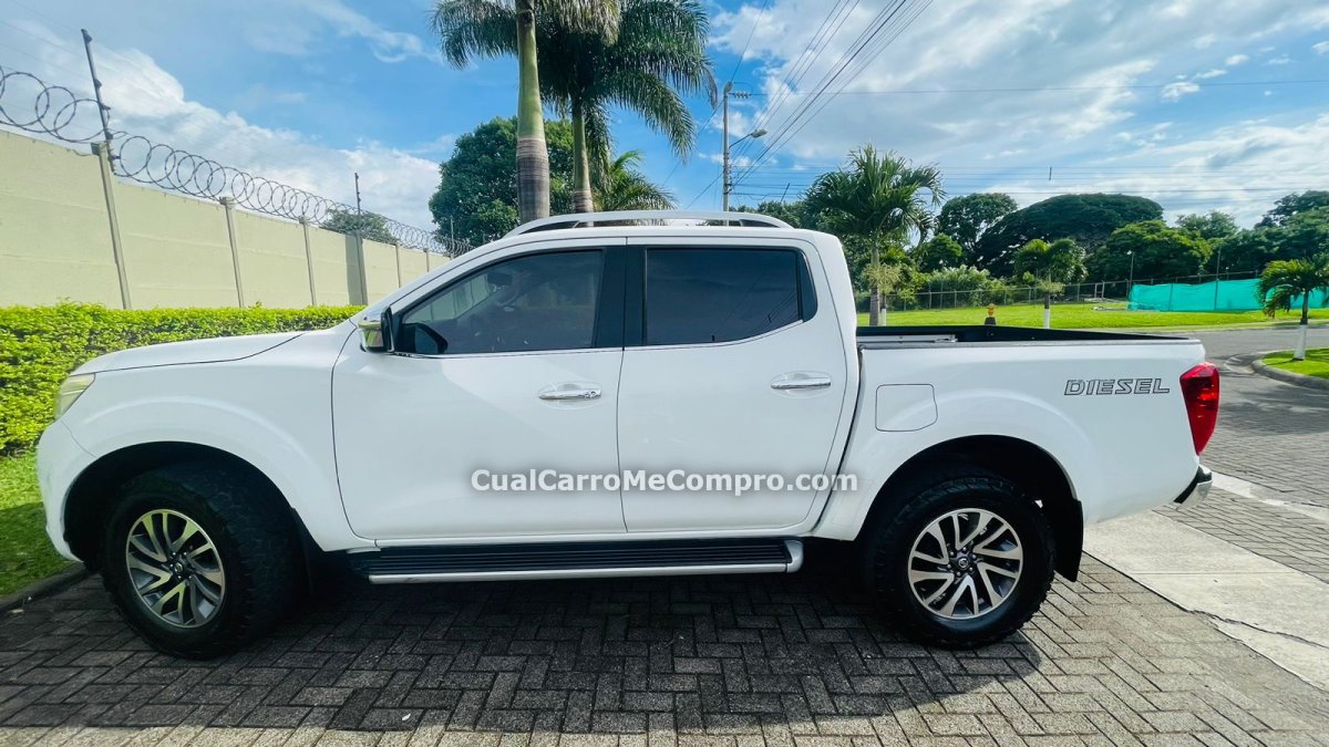 NISSAN Frontier 2016
