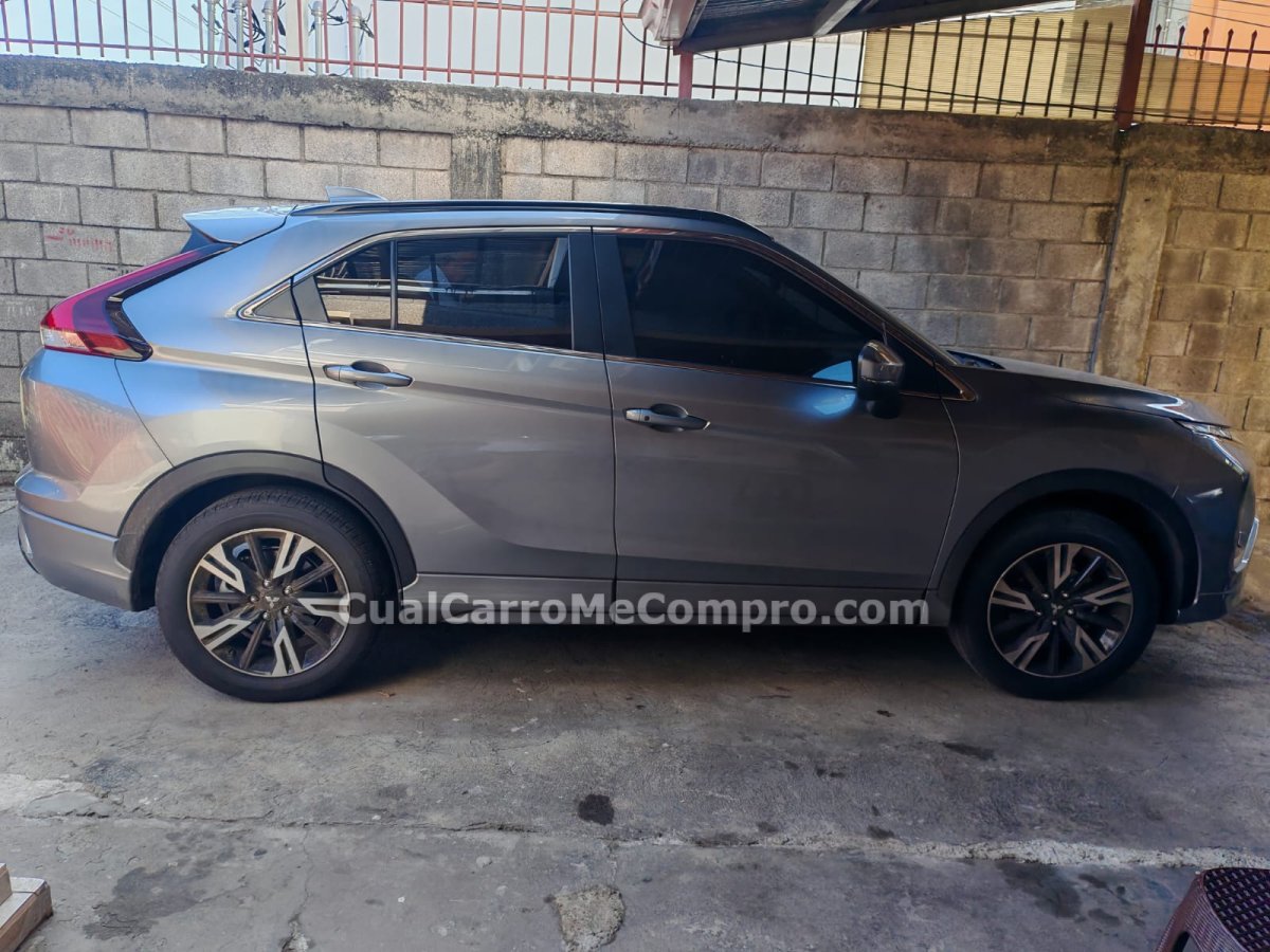 MITSUBISHI Eclipsee cross 2027