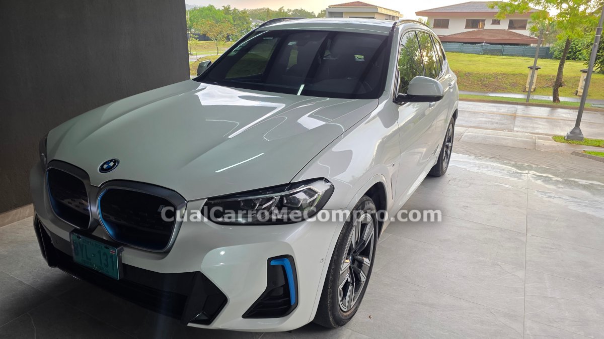 BMW iX3 2023