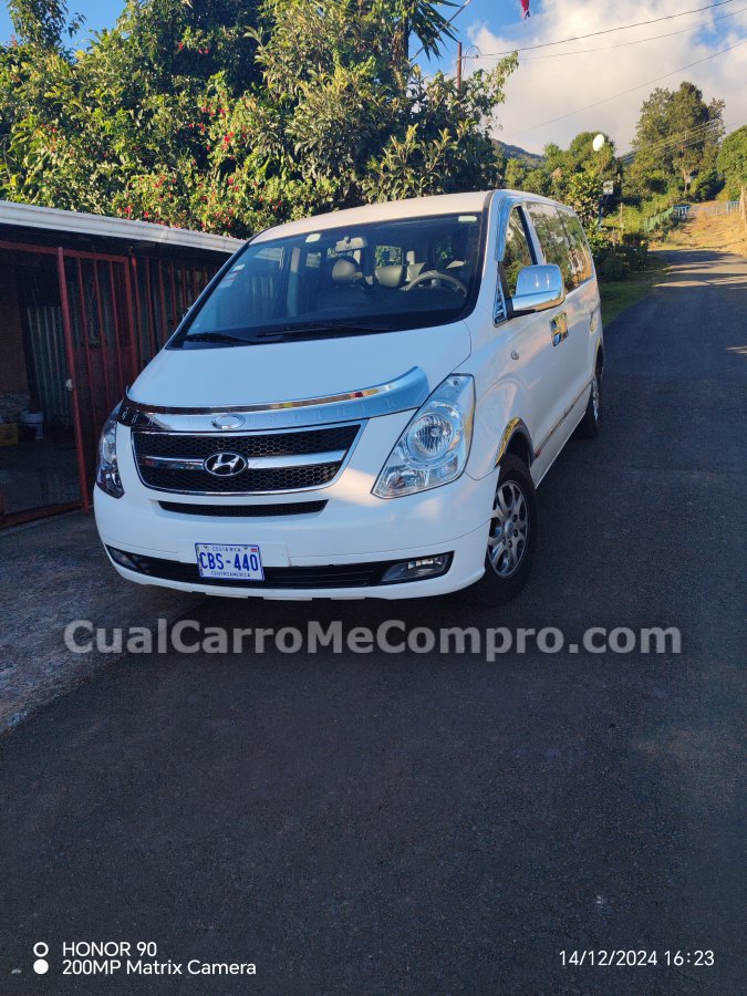 HYUNDAI Grand i10 2011