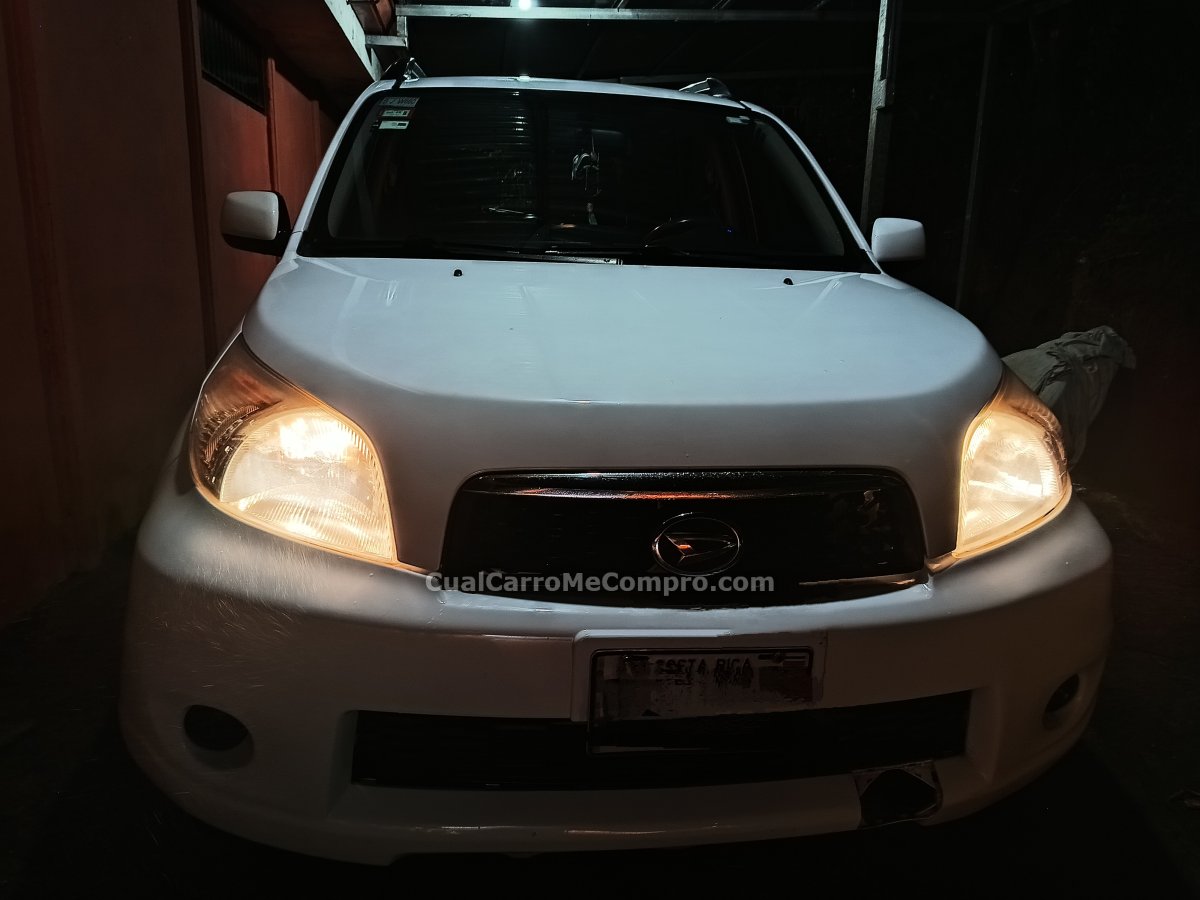 DAIHATSU Terios 2016