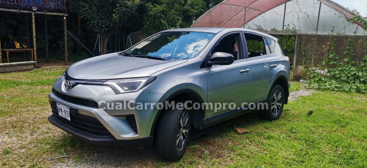TOYOTA RAV4 2018