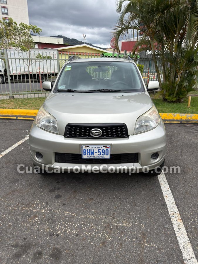DAIHATSU TERIOS 2016