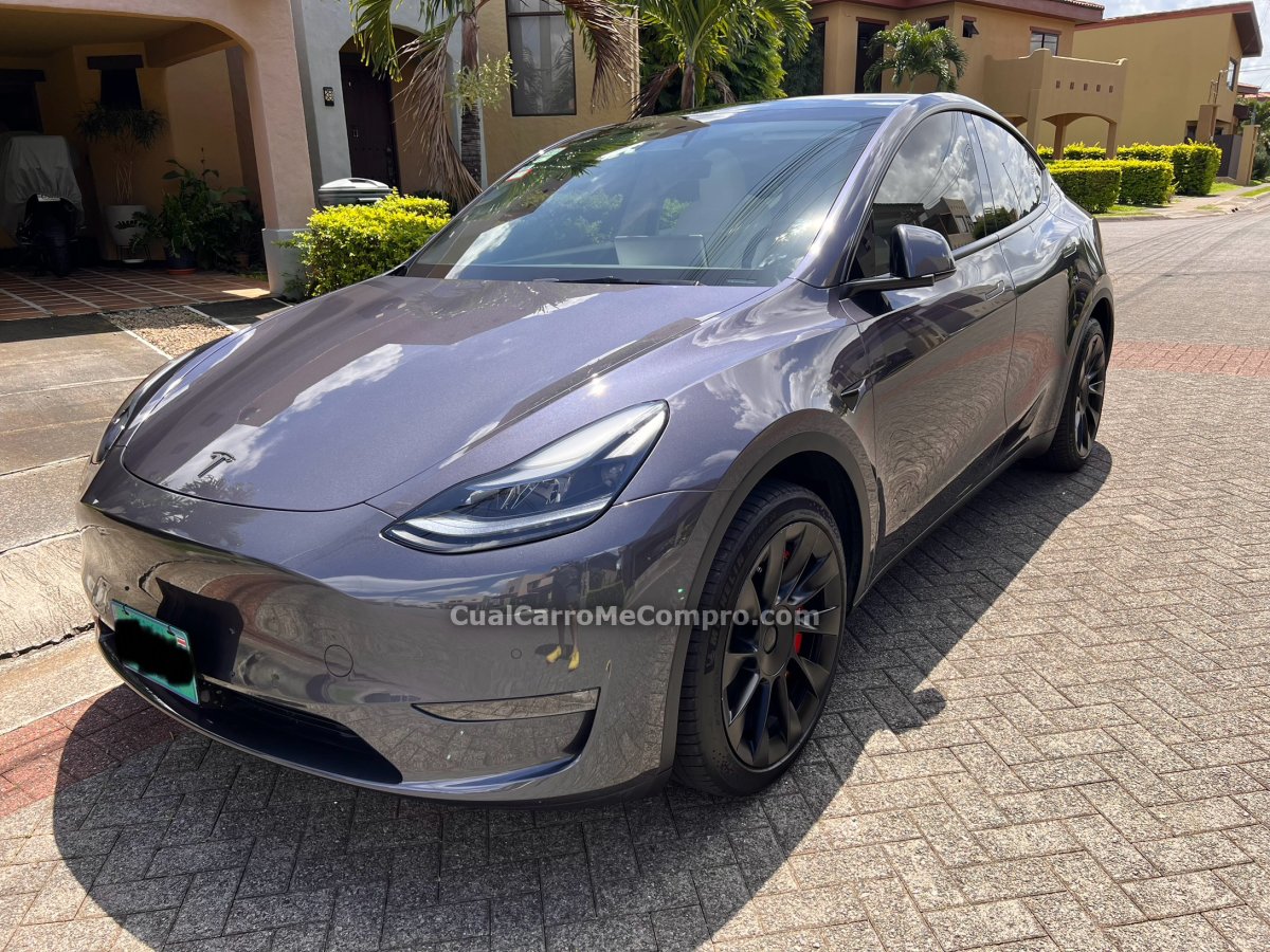 TESLA Model Y Longe Range 2023