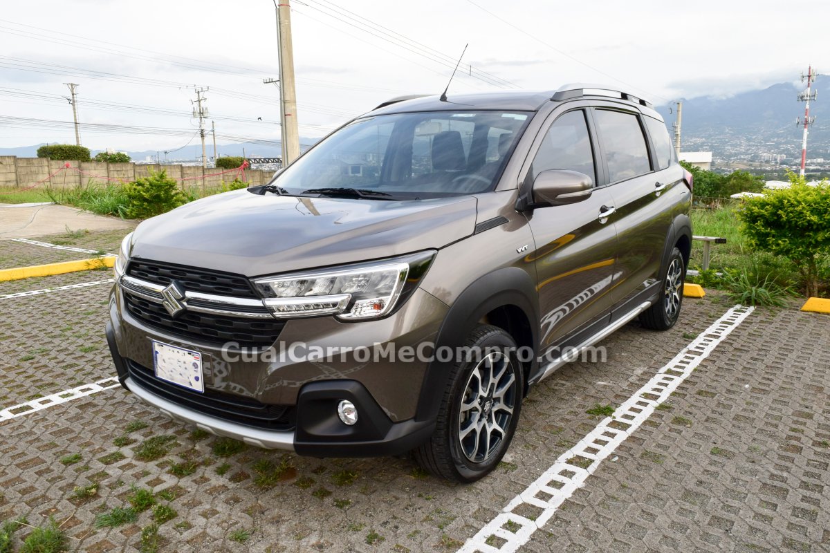 SUZUKI XL7 GLX 2024
