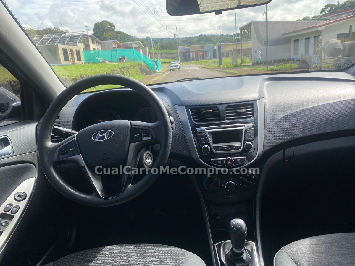 HYUNDAI Accent Blue 2017