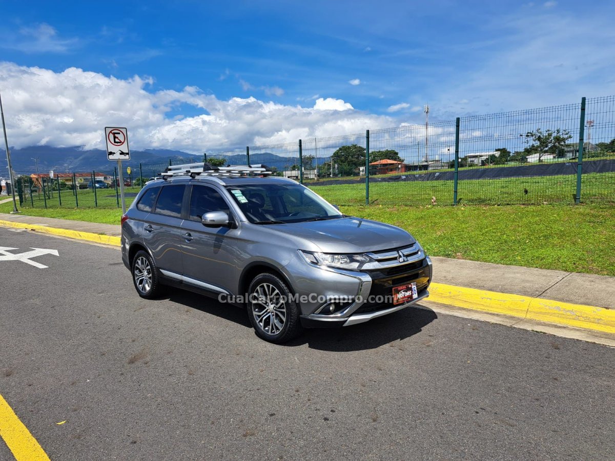 MITSUBISHI OUTLANDER AWD 2018
