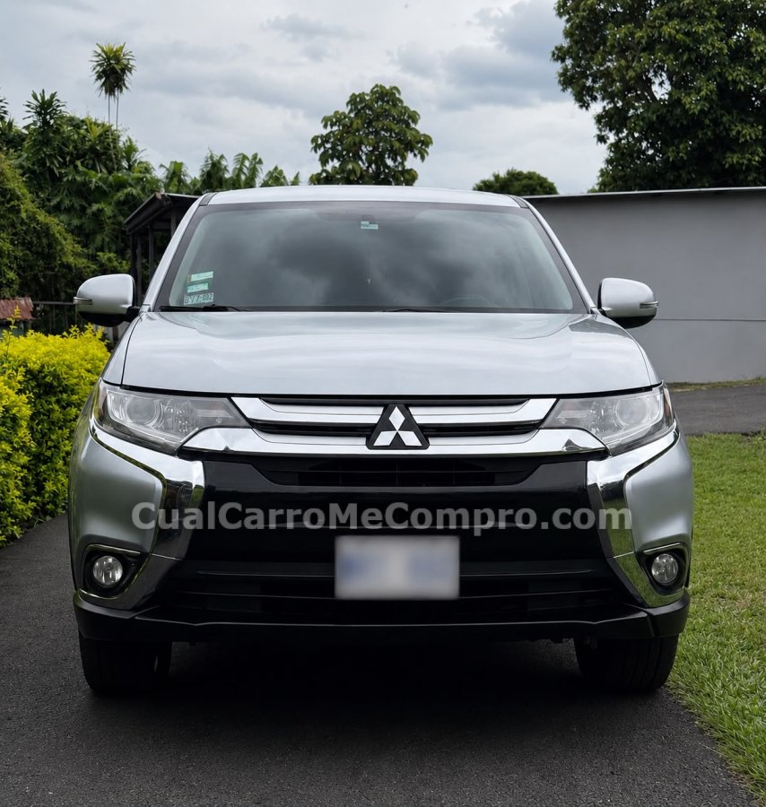 MITSUBISHI Outlander 2017