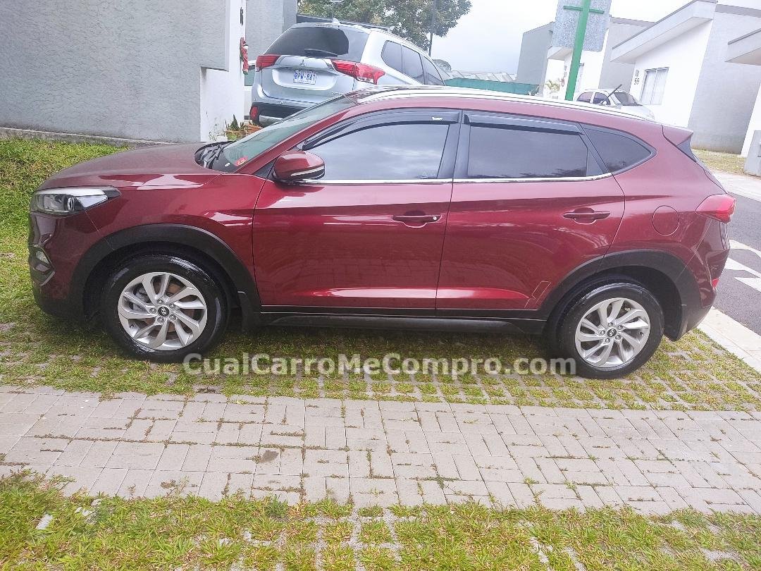 HYUNDAI Tucson 2016