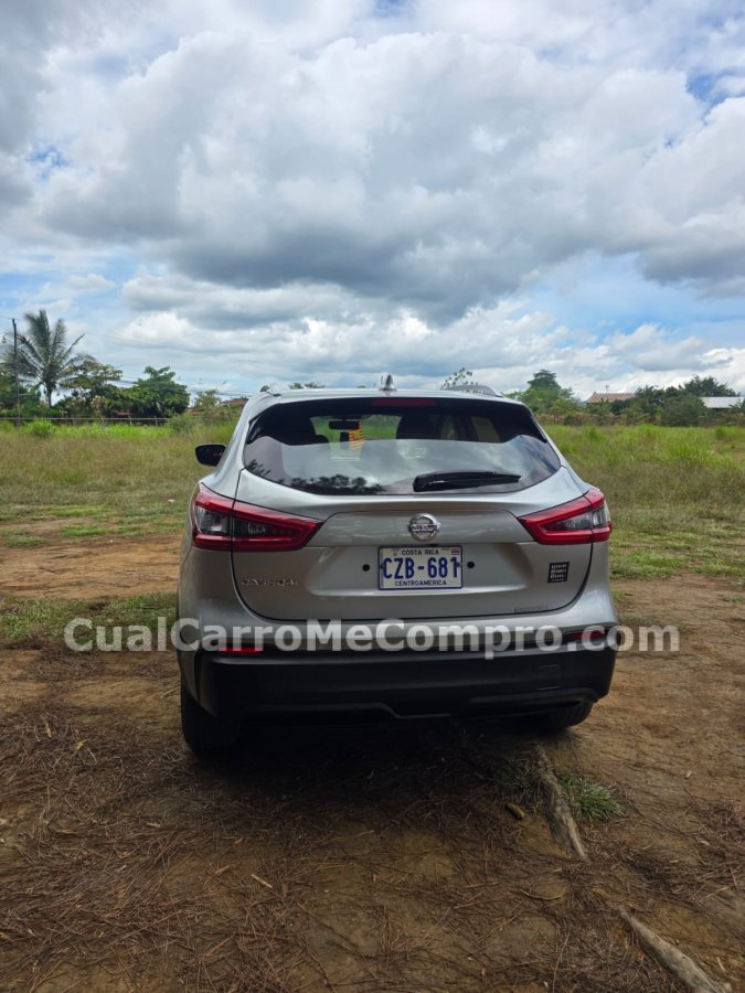 NISSAN QASHQAI 2018