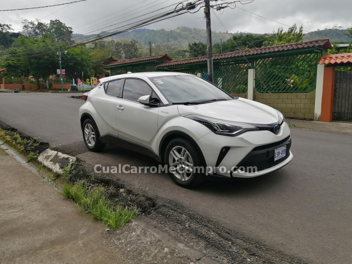 TOYOTA C-HR 2022